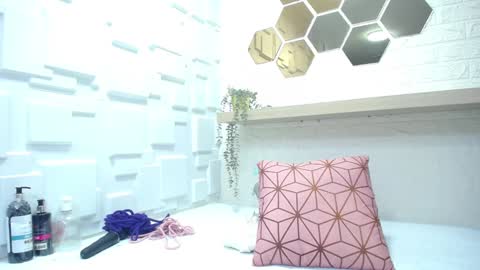 Melissa online show from 12/10/24, 11:32