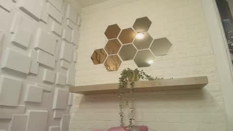 Melissa online show from 10/06/25, 11:29