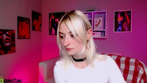 Snapshot of melisa_white1 chatting on 10/08/25, 07:11 Melisa online show from 10/08/25, 07:11