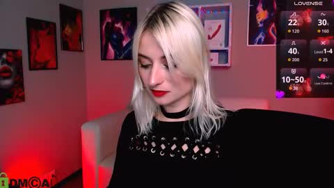 Snapshot of melisa_white1 chatting on 10/11/25, 07:23 Melisa online show from 10/11/25, 07:23