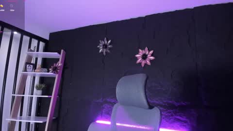 Melissa online show from 10/02/25, 02:02