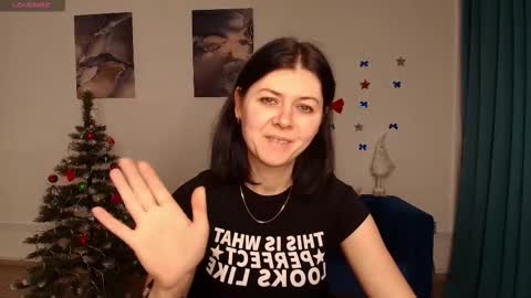 Snapshot of melisagollden chatting on 12/16/25, 07:24 Melisa online show from 12/16/25, 07:24