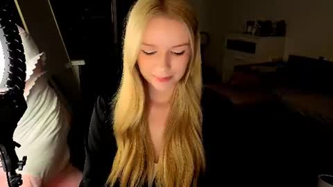 Mel or Lissa 3 Welcome here online show from 07/26/26, 09:21