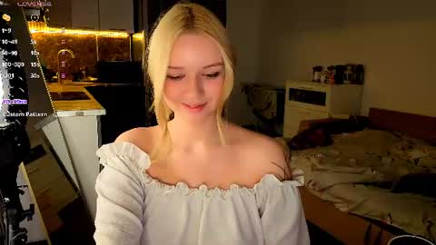 Mel or Lissa 3 Welcome here online show from 07/31/26, 08:30