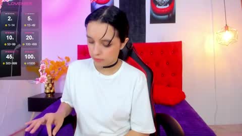 Melissa SC online show from 03/04/25, 03:04