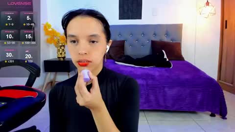 Melissa SC online show from 09/15/25, 09:04