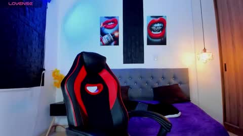 Melissa SC online show from 10/23/25, 08:29