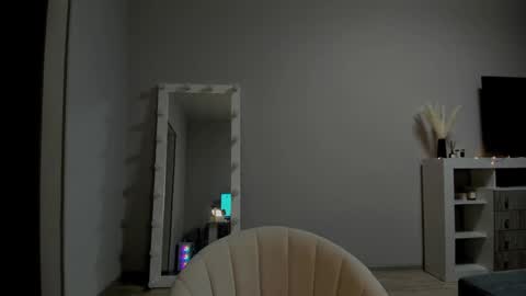 Snapshot of melissa_baby69 chatting on 02/01/25, 06:19 WE ARE NOT LESBIAN WE ARE NOT KISSING Alisa right Katty left. Free action requestsBAN . start online show from 02/01/25, 06:19