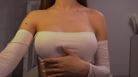 Snapshot of melissa_baby69 chatting on 02/08/25, 07:27 WE ARE NOT LESBIAN WE ARE NOT KISSING Alisa right Katty left. Free action requestsBAN . start online show from 02/08/25, 07:27