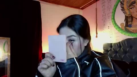 Snapshot of melissa_dolce chatting on 12/17/25, 08:37 michell online show from 12/17/25, 08:37