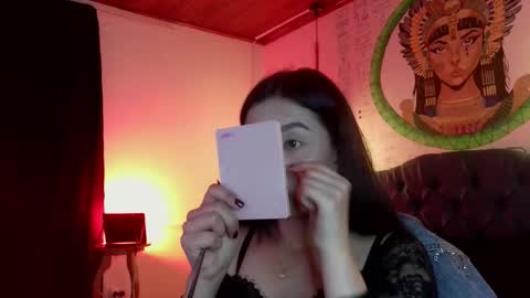 Snapshot of melissa_dolce chatting on 12/18/25, 08:48 michell online show from 12/18/25, 08:48
