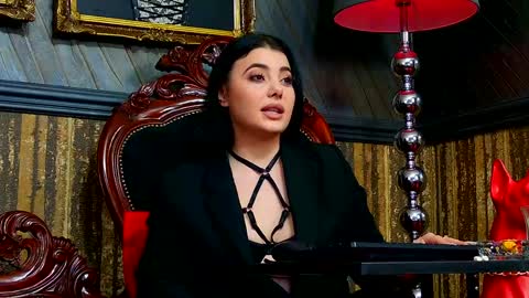 Melissa online show from 12/08/24, 01:25