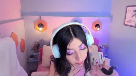Snapshot of melissa_koster chatting on 02/20/25, 03:34 Melissa 3 online show from 02/20/25, 03:34