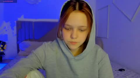 Snapshot of melissa_me0w chatting on 04/29/26, 11:33 Melissa online show from 04/29/26, 11:33