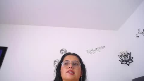 Melissa online show from 06/03/26, 02:33