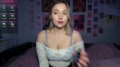 Missi online show from 03/19/26, 05:11