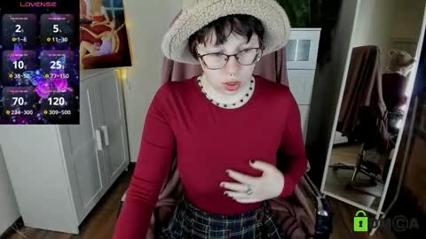 Snapshot of melissa_wells chatting on 09/25/25, 09:07 Melissa online show from 09/25/25, 09:07