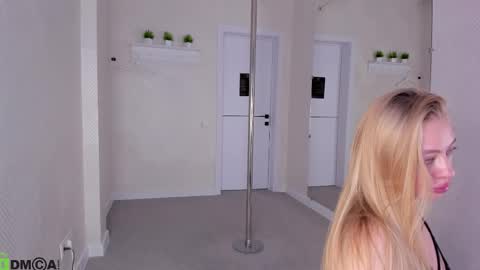 Melissa online show from 10/14/25, 03:40