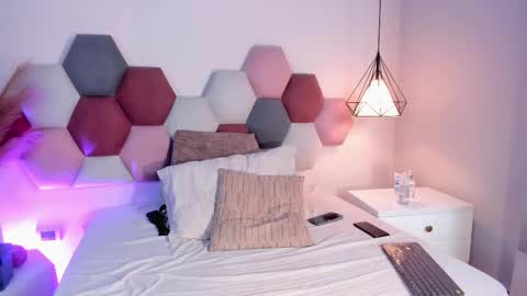 Melissa online show from 10/04/25, 12:30