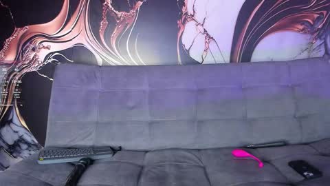 Snapshot of melissaalcapone chatting on 11/14/25, 09:46 M e l i s s a online show from 11/14/25, 09:46