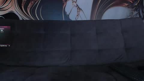 Snapshot of melissaalcapone chatting on 11/19/25, 07:36 M e l i s s a online show from 11/19/25, 07:36