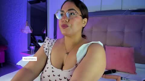 M E L I S S A  online show from 12/03/25, 12:03