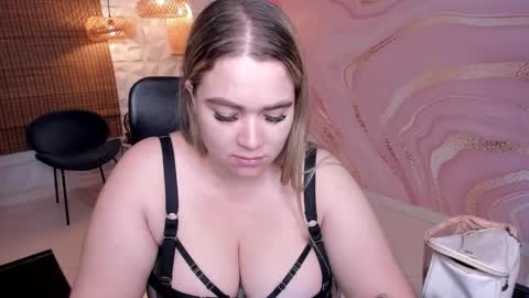 MELISSA online show from 10/08/25, 03:09