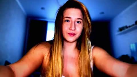 Snapshot of melissalii chatting on 11/18/25, 12:20 melissalii online show from 11/18/25, 12:20