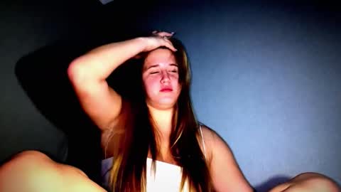 Snapshot of melissalii chatting on 11/19/25, 12:21 melissalii online show from 11/19/25, 12:21