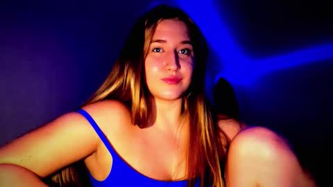 Snapshot of melissalii chatting on 11/19/25, 03:45 melissalii online show from 11/19/25, 03:45