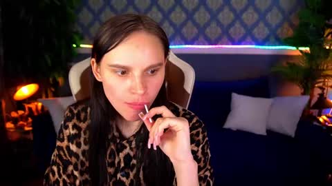 Snapshot of melissamoonnn chatting on 08/01/26, 05:34 melissamoonnn online show from 08/01/26, 05:34