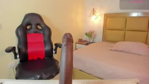    online show from 07/03/26, 07:42