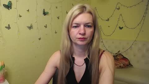 Snapshot of melissatylerbb chatting on 03/19/26, 12:09 Melissa online show from 03/19/26, 12:09