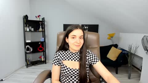 melissawiliam online show from 02/04/25, 07:11