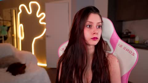 NEXT STREAM  in 7  3gmt---  online show from 10/02/25, 03:08