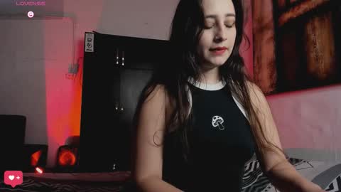 Snapshot of melissaxrose chatting on 02/03/26, 09:53 melissa rose online show from 02/03/26, 09:53