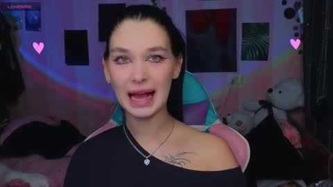 Freya  IM NONUDE online show from 09/15/25, 10:10