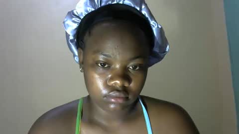 Snapshot of mellcy chatting on 01/17/25, 11:29 mell online show from 01/17/25, 11:29