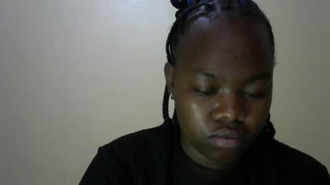 Snapshot of mellcy chatting on 02/18/25, 03:53 mell online show from 02/18/25, 03:53