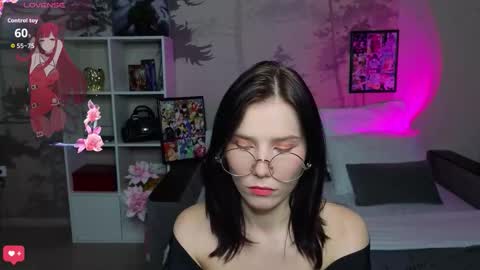 mellhyees online show from 11/24/25, 06:29