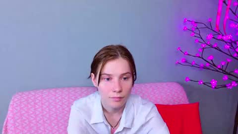 mellhyees online show from 07/10/26, 03:11