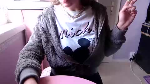 Snapshot of melli23 chatting on 09/19/25, 11:55 Melli online show from 09/19/25, 11:55