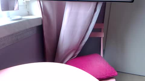 Snapshot of melli23 chatting on 10/01/25, 11:05 Melli online show from 10/01/25, 11:05