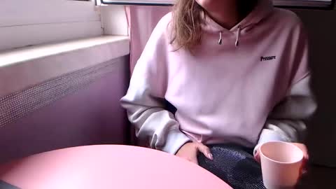 Snapshot of melli23 chatting on 10/08/25, 09:07 Melli online show from 10/08/25, 09:07