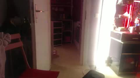 Melli online show from 12/18/25, 06:03