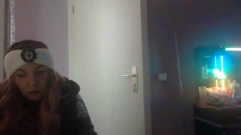 Melli online show from 02/05/26, 01:05