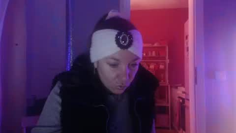 Melli online show from 02/09/26, 04:44