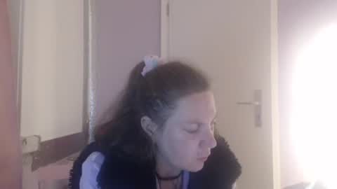 Melli online show from 02/14/26, 12:51