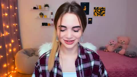 Tessa online show from 01/11/25, 08:32