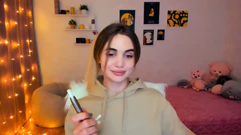 Tessa online show from 02/07/25, 12:53